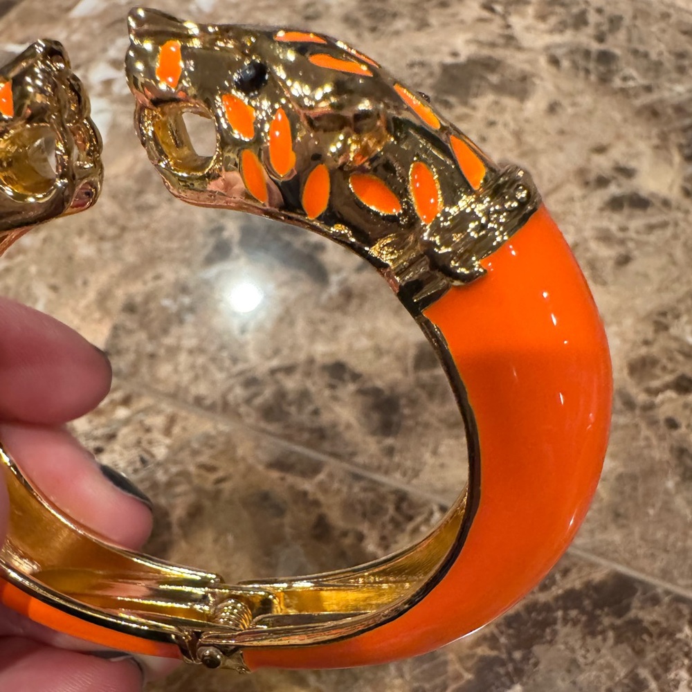Chic Orange Enamel Leopard Bangle Bracelet - Picture 4 of 6